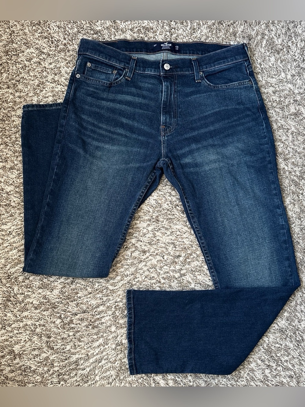 Hollister Men’s Epic Flex Slim Straight Leg Denim Jeans, Size 34x32 Dark Wash